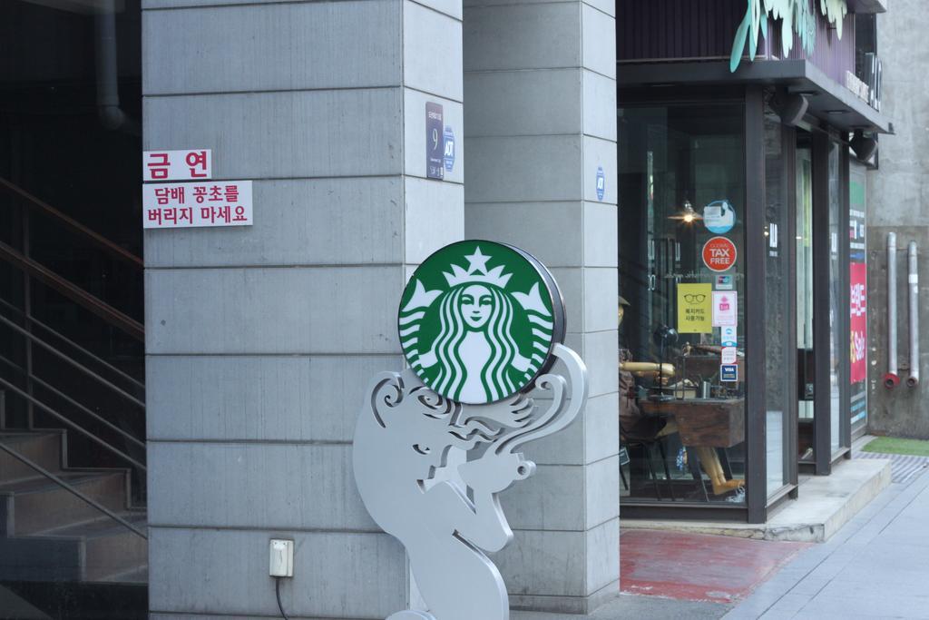 24 Guesthouse Garosugil - Gangnam Seoul Exterior foto