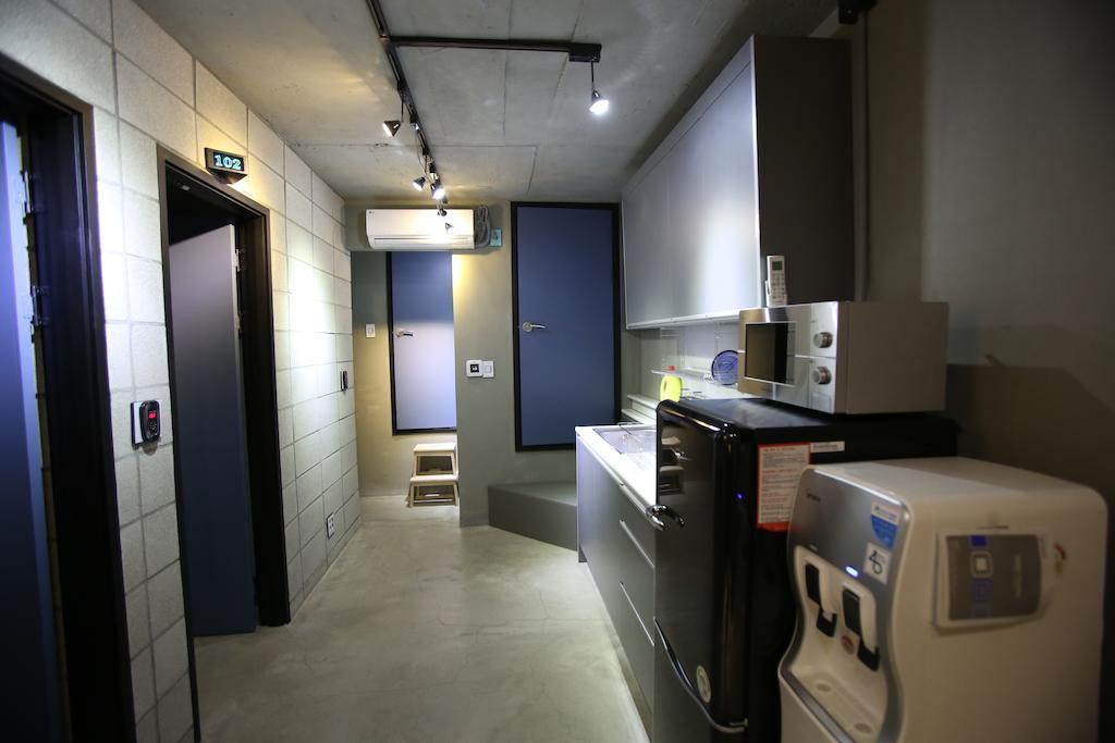 24 Guesthouse Garosugil - Gangnam Seoul Zimmer foto